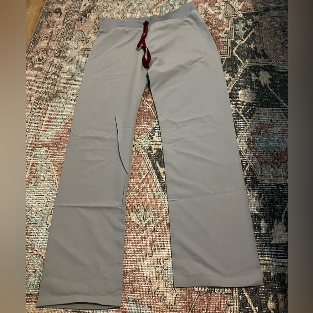 FIGS Livingston scrub pant